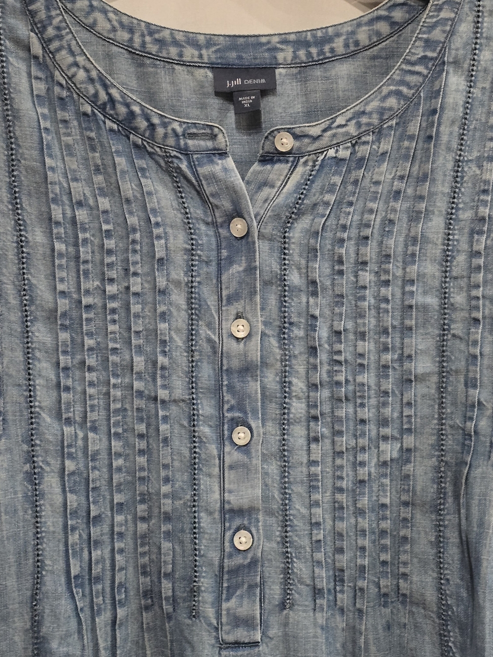 J.Jill Denim Light Blue Chambray Pintuck Tunic Top Vertical Pintuck Pleats XL - Picture 3 of 10